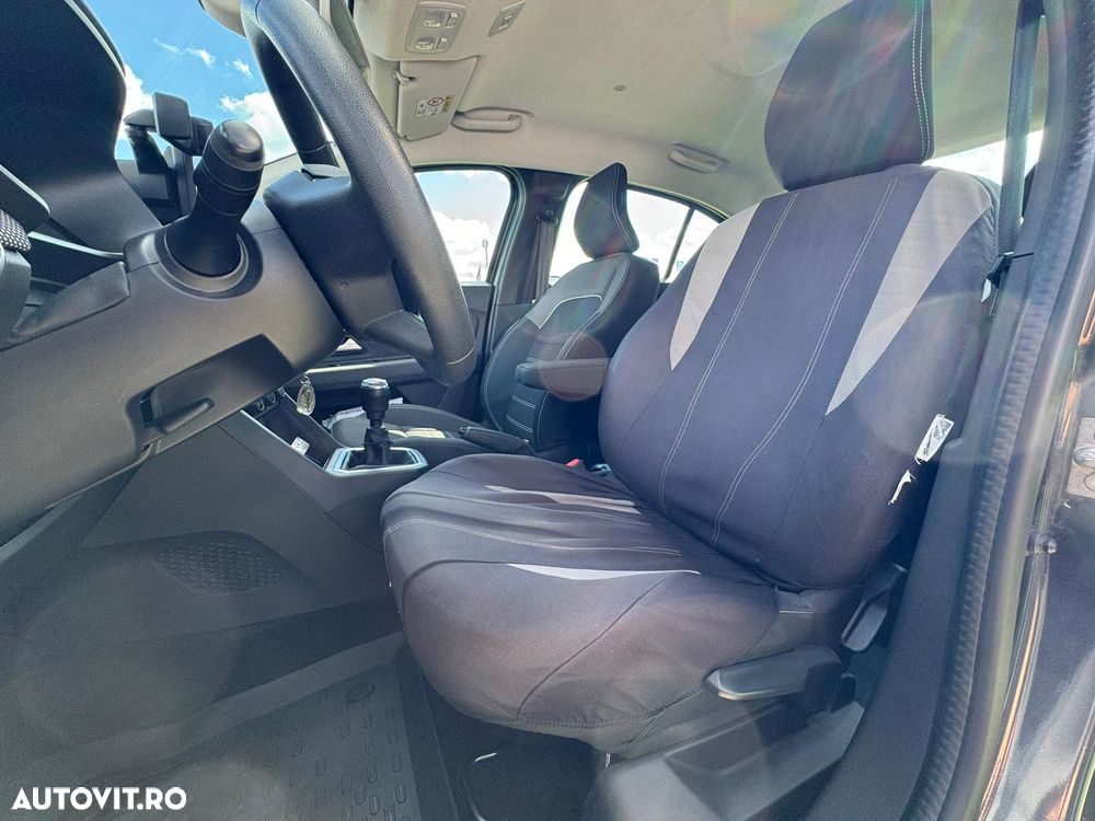 Dacia Logan TCe 90 MT6 Comfort - 24