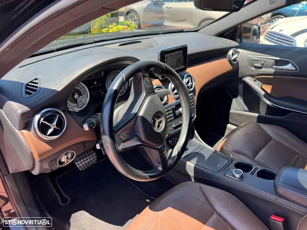 Mercedes-Benz A 220 - 14