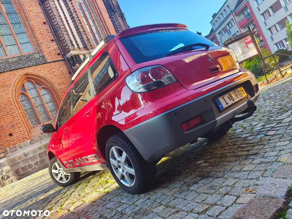 Mitsubishi Outlander 2.0 4WD Intense - 25