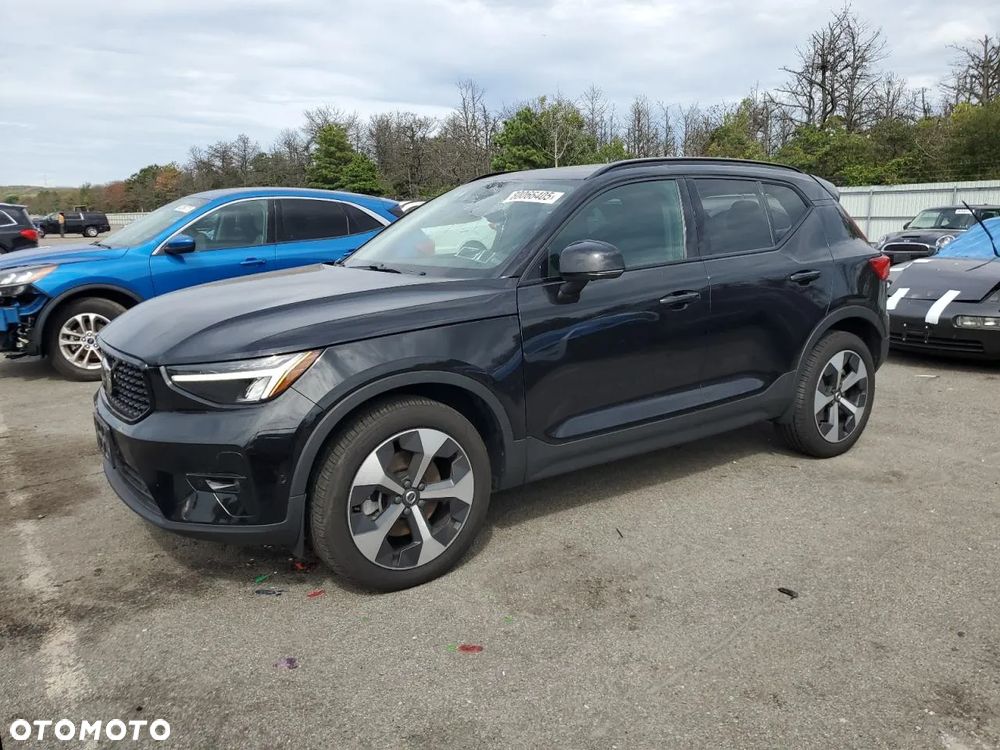 Volvo XC 40 - 1