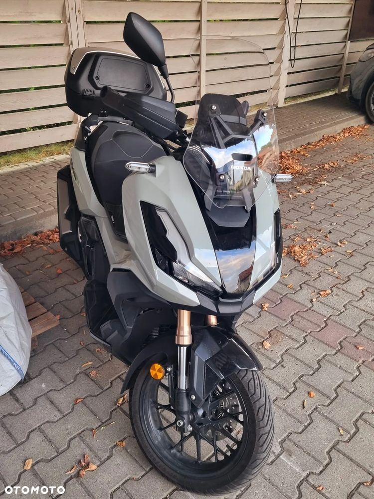 Honda ADV350 - 6