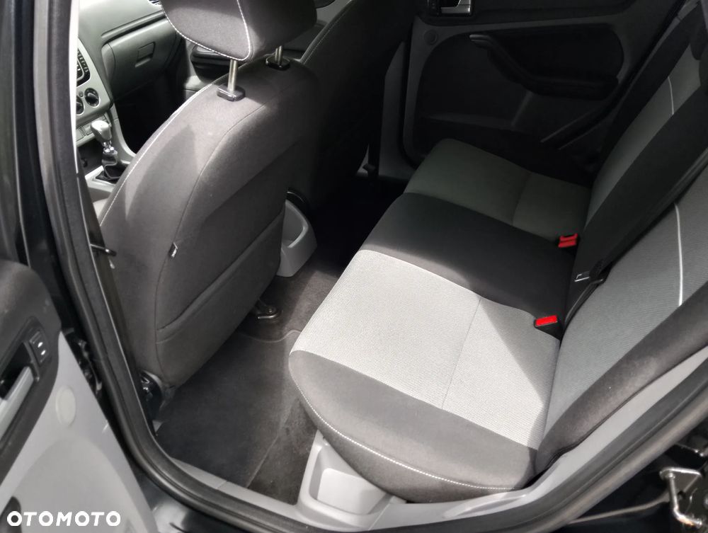 Ford Focus - 16