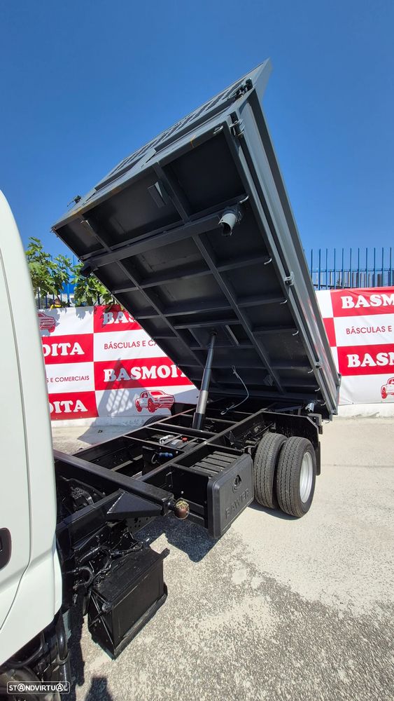 Toyota Dyna M - 5