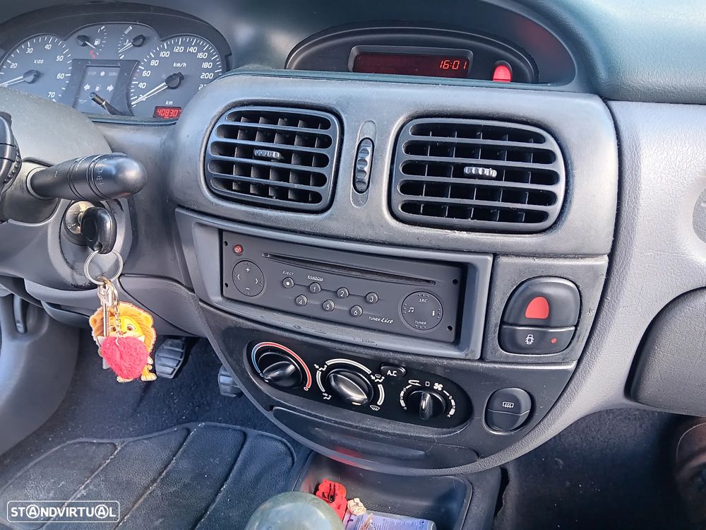 Renault Mégane - 13