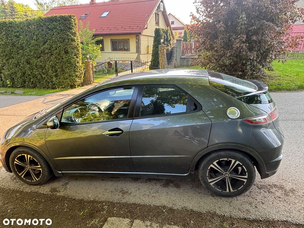 Honda Civic 1.8 Executive - 3