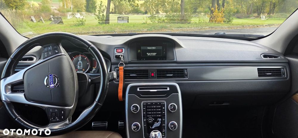 Volvo XC 70 - 18