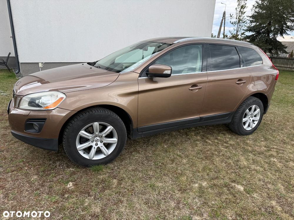 Volvo XC 60 ver-2-4d-awd - 3