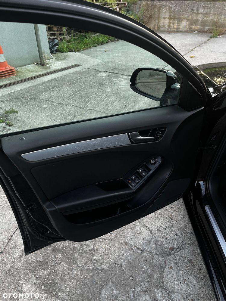 Audi A4 Avant 2.0 TDI - 17