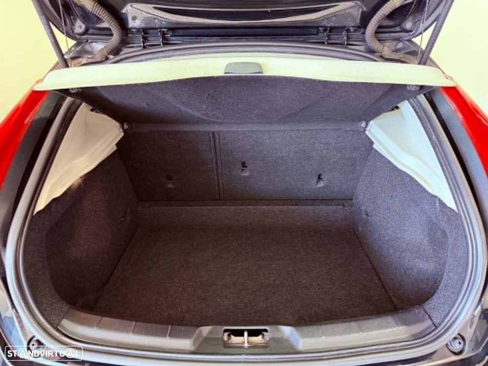 Volvo V40 1.6 D2 Kinetic - 14