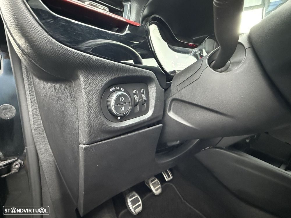 Opel Corsa 1.2 T GS Line - 24