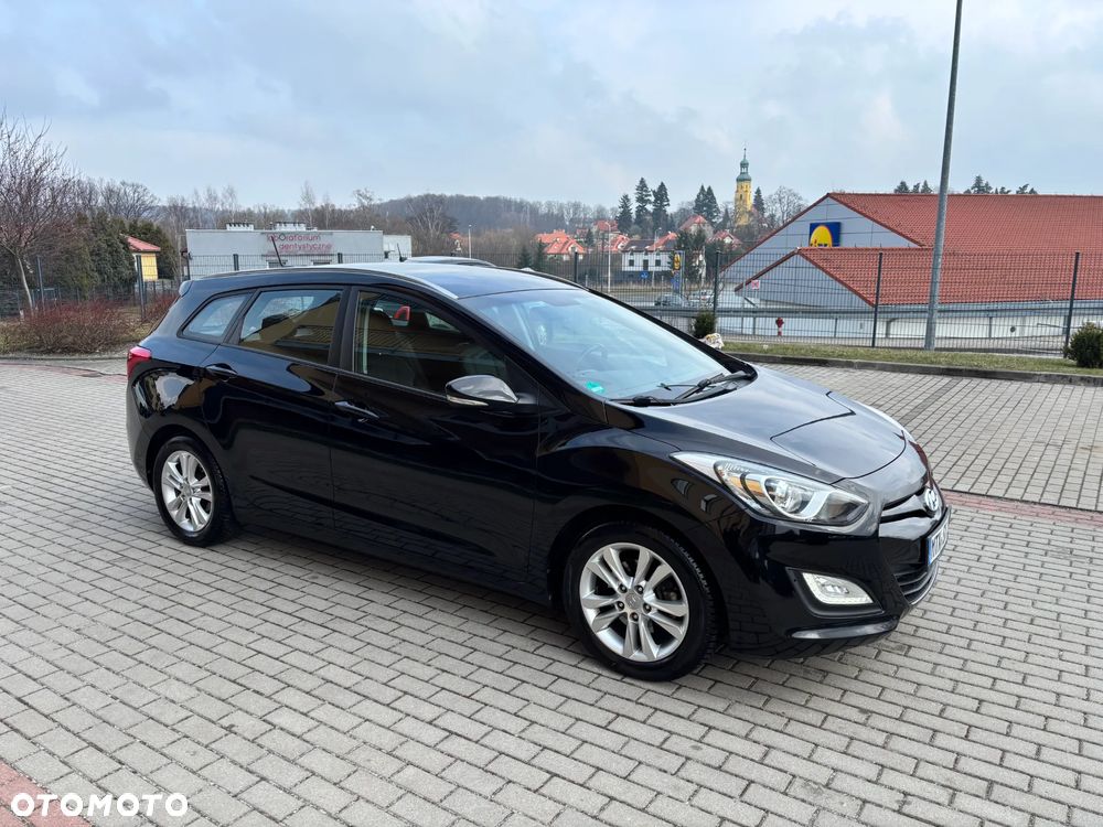 Hyundai i30 1.4 Premium - 9