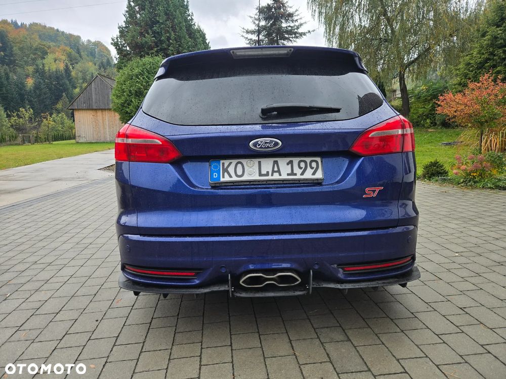 Ford Focus 2015 photo 5