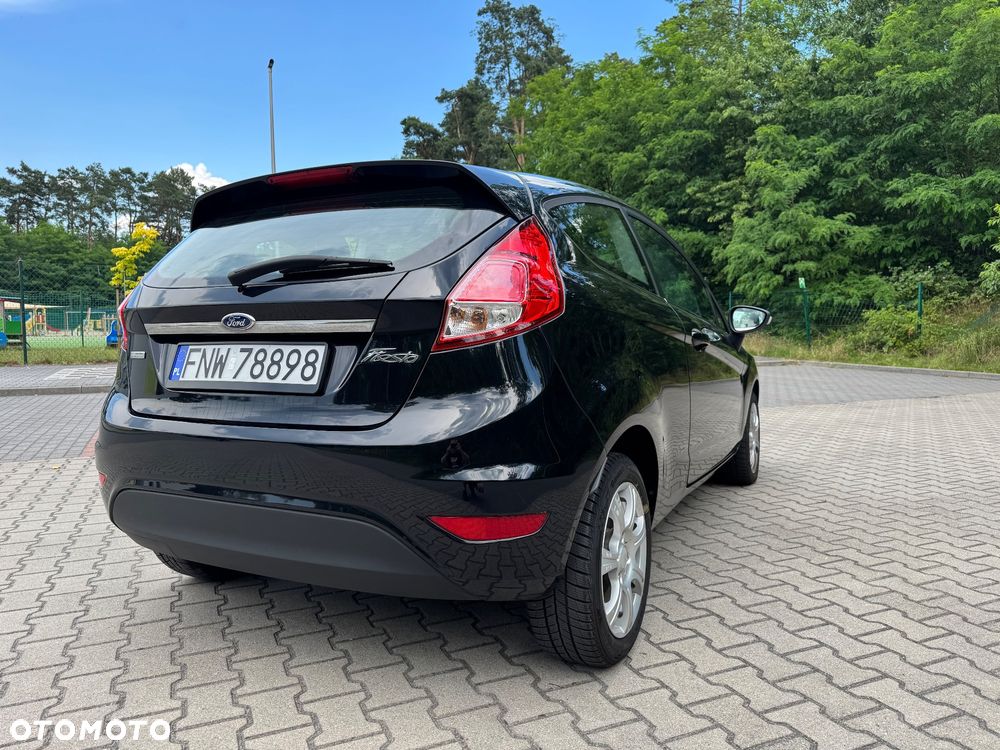 Ford Fiesta 1.0 EcoBoost Titanium - 4