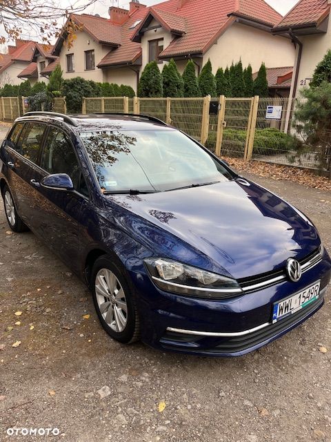 Volkswagen Golf - 1