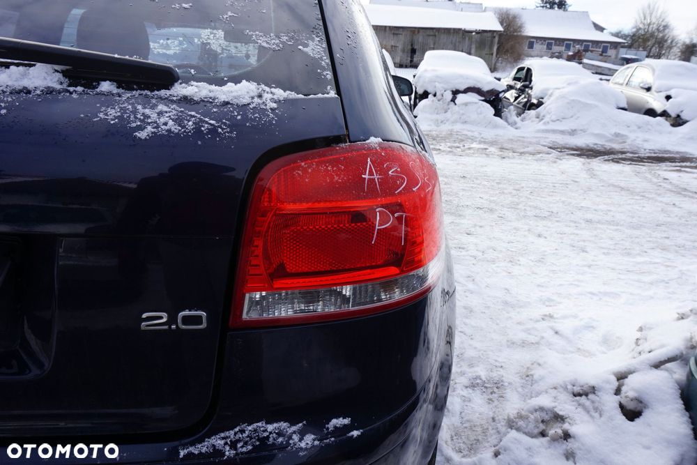 LAMPA TYLNA PRAWA A3 8P 3D HB 8P0945096 AUDI 2003-2008 - 3