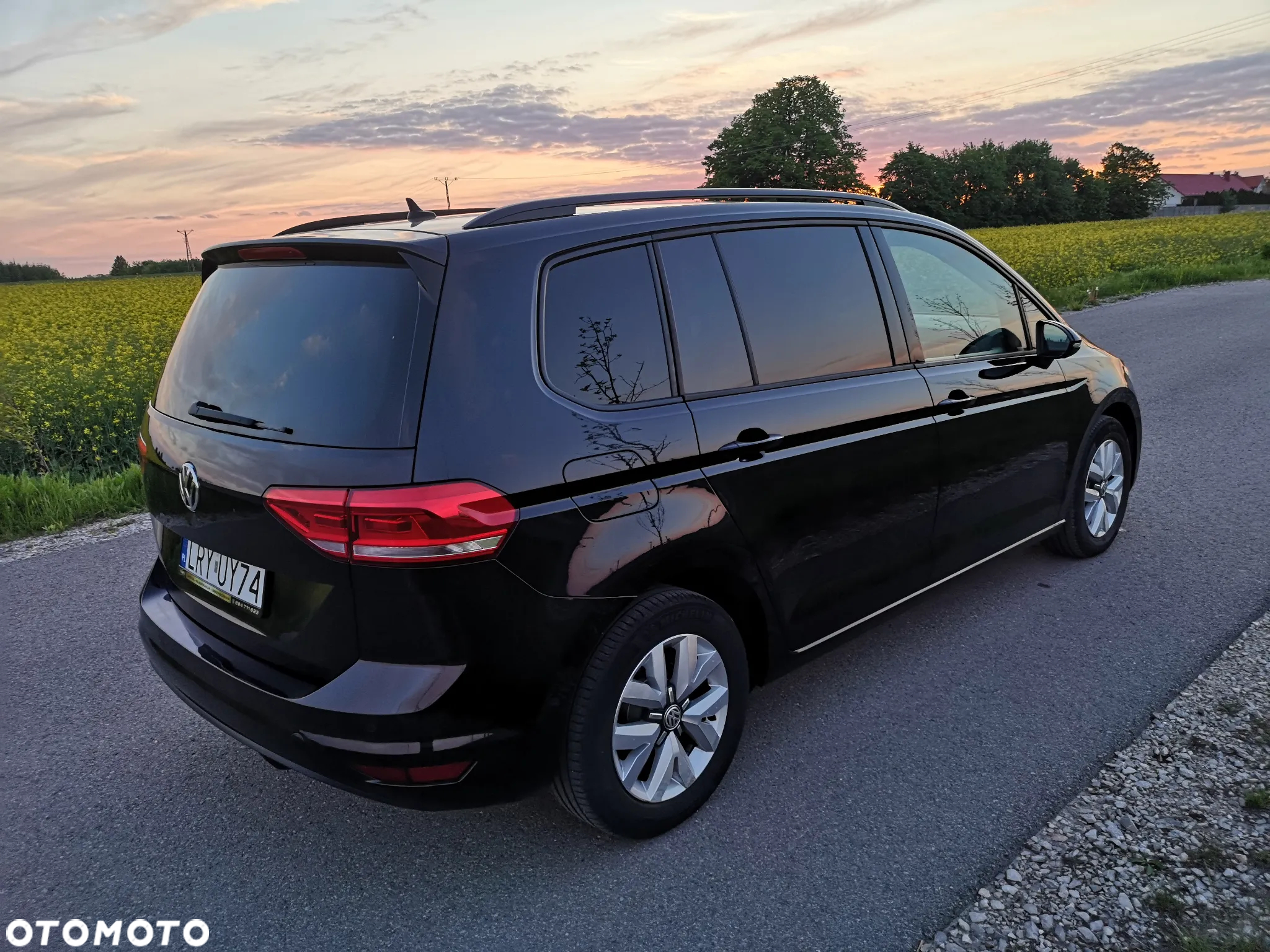 Volkswagen Touran 2.0 TDI SCR DSG Comfortline - 25