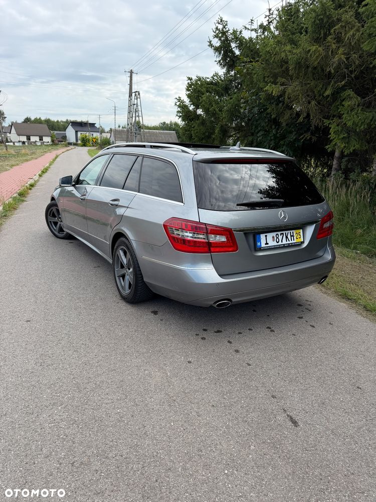 Mercedes-Benz Klasa E 350 CDI DPF 4Matic BlueEFFICIENCY 7G-TRONIC Elegance - 6