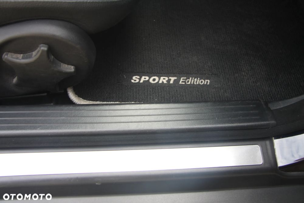 Mercedes-Benz Klasa C 200 CDI Classic Sport Edition - 14