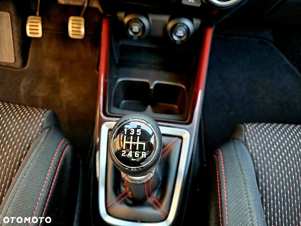 Suzuki Swift - 18