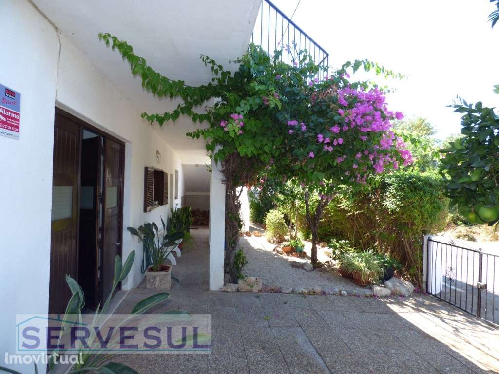 Charmosa moradia situada a apenas 1 km da vila de Paderne e a 20 mi... - Grande imagem: 5/48