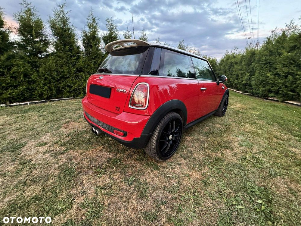 MINI Cooper S 50 Mayfair - 16