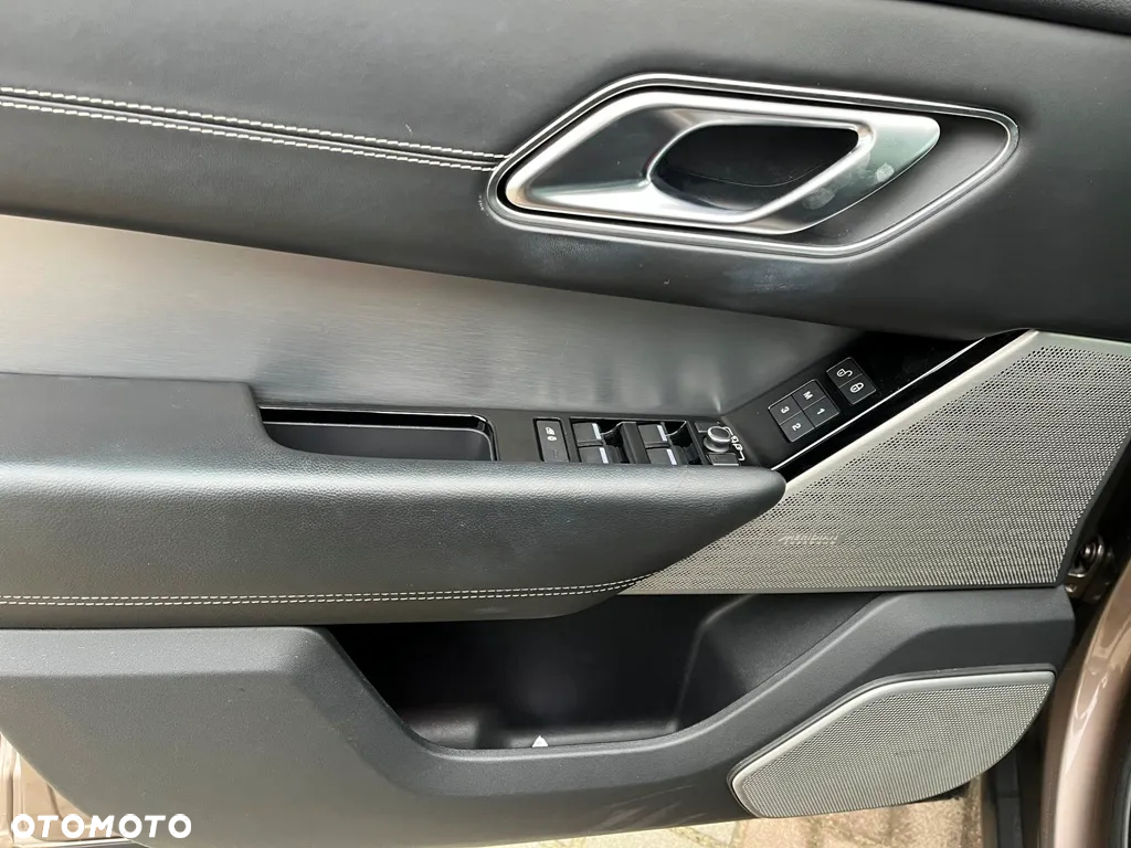 Land Rover Range Rover Velar 2.0 SD4 - 15