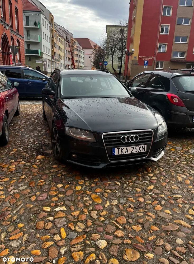 Audi A4 Avant - 4