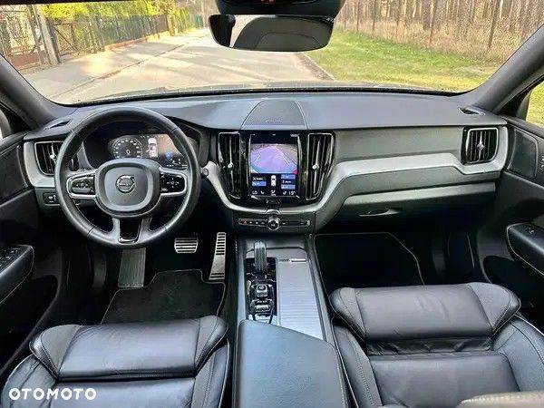 Volvo XC 60 B5 D AWD Momentum - 6