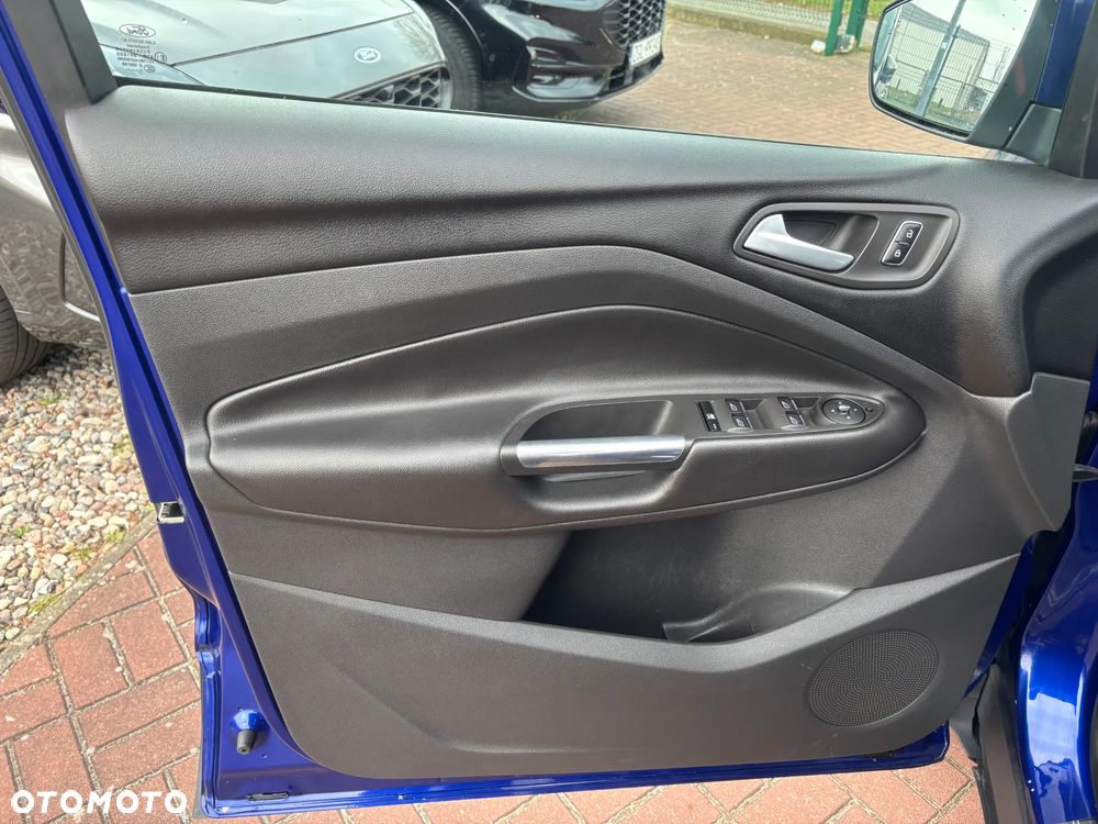 Ford Kuga 2.0 TDCi 4x4 Titanium - 30