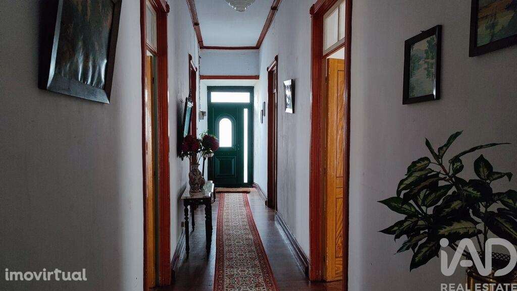 Casa tradicional T3 em Povoação de 283,00 m2 - Grande imagem: 5/18
