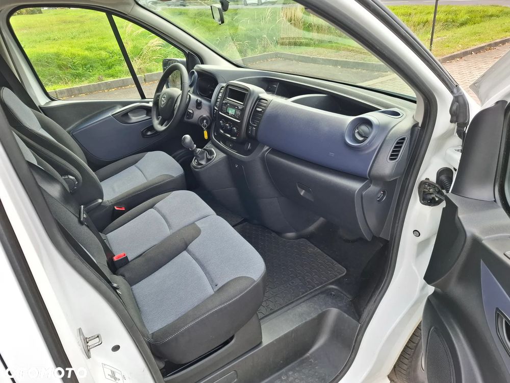 Opel Vivaro - 19