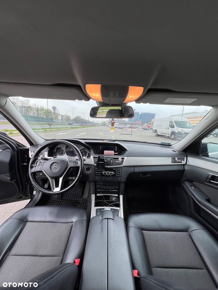 Mercedes-Benz Klasa E 220 CDI BlueEff - 9