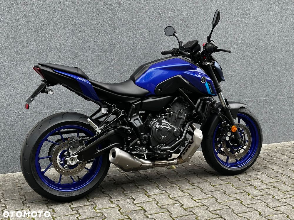 Yamaha MT - 4