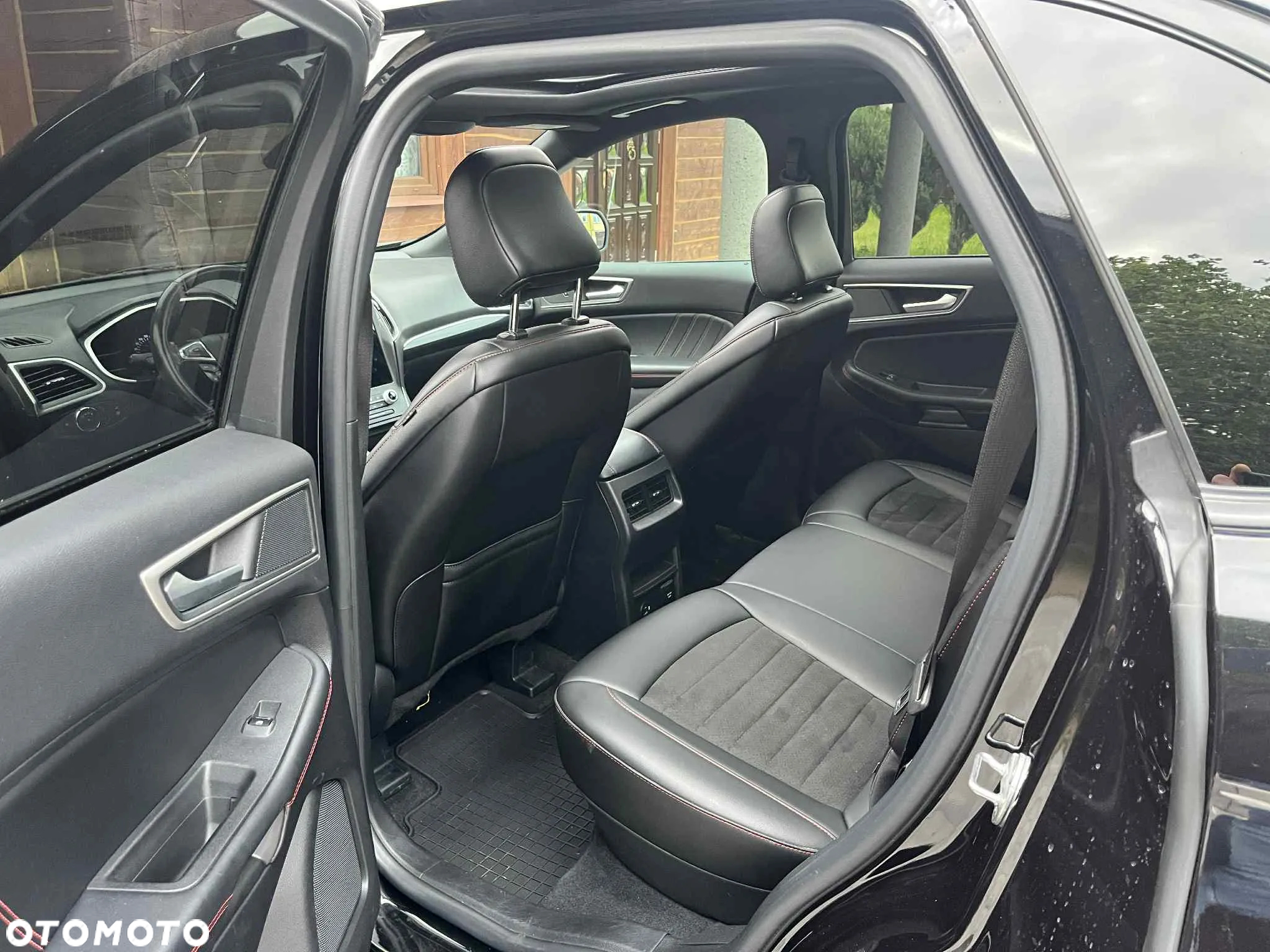Ford Edge - 18