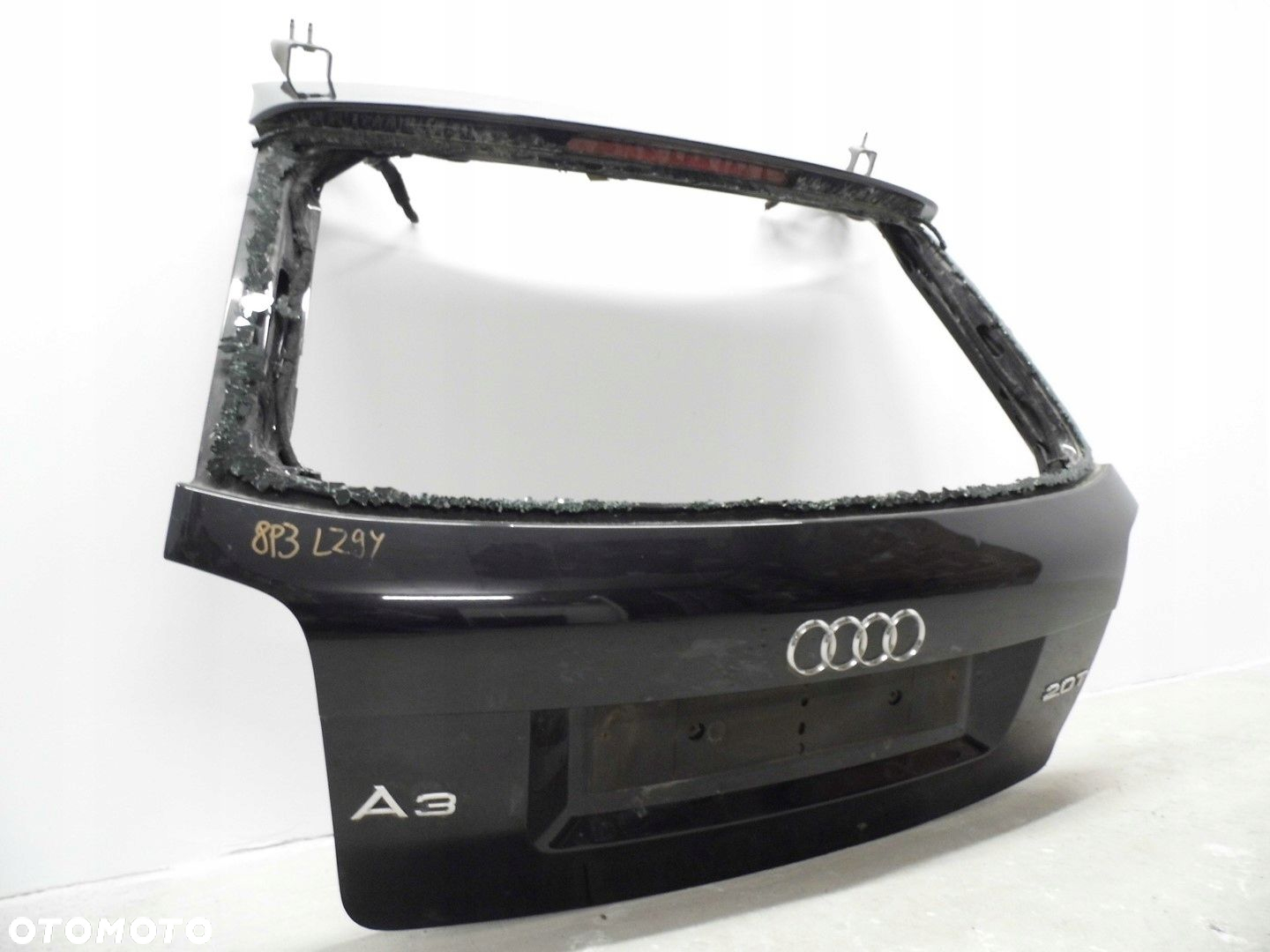 KLAPA  LOTKA TYLNA S-LINE AUDI A3 8P 04-12R LZ9Y - 2