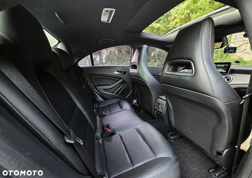 Mercedes-Benz CLA 2015