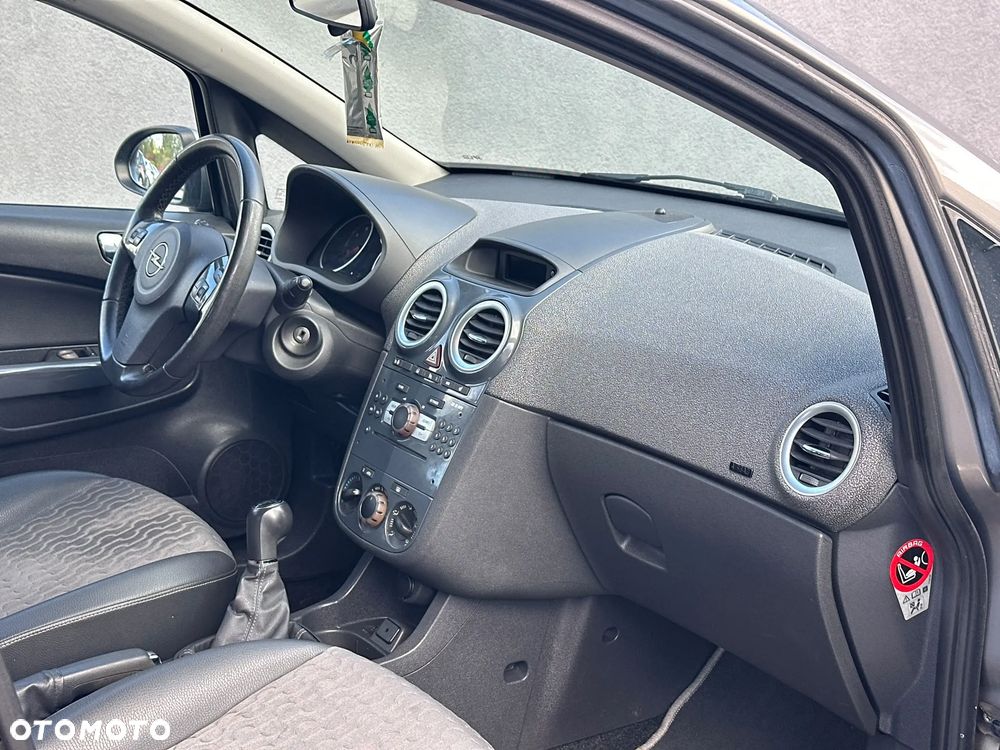 Opel Corsa - 23