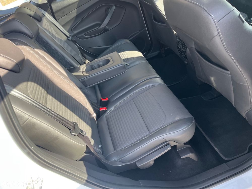 Ford Kuga 2.0 TDCi 4x2 Titanium - 7