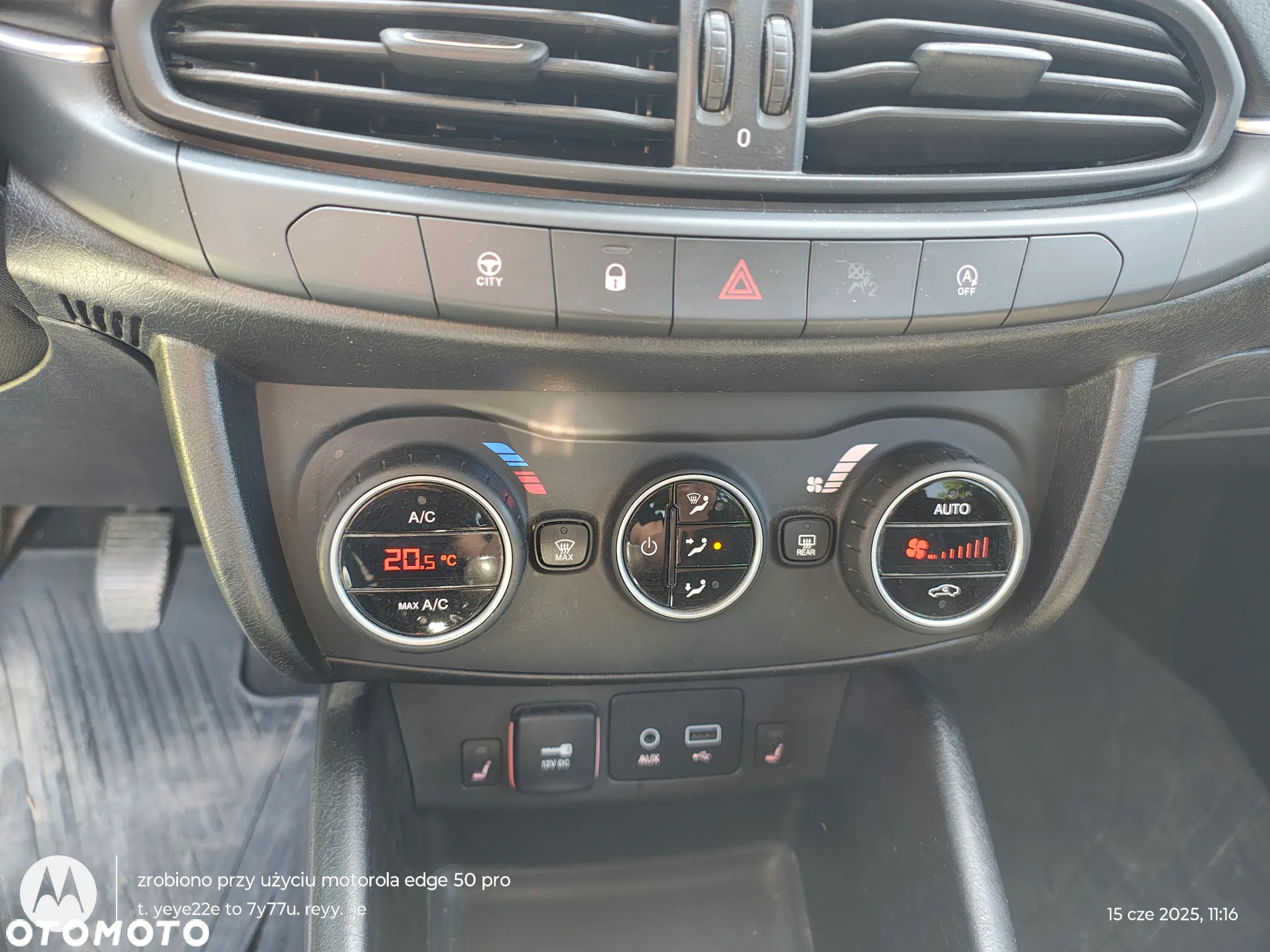 Fiat Tipo 1.6 MultiJet 16v Lounge - 16