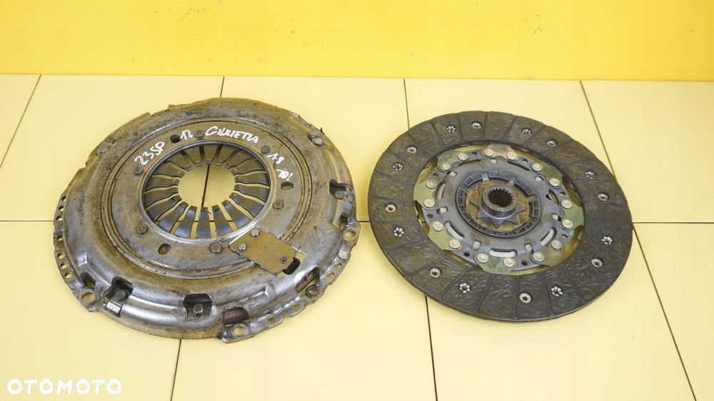GIULIETTA 1.75 TBI 1.8 235KM 13r 940A1000 sprzeglo tarcza docisk 324070410 - 1