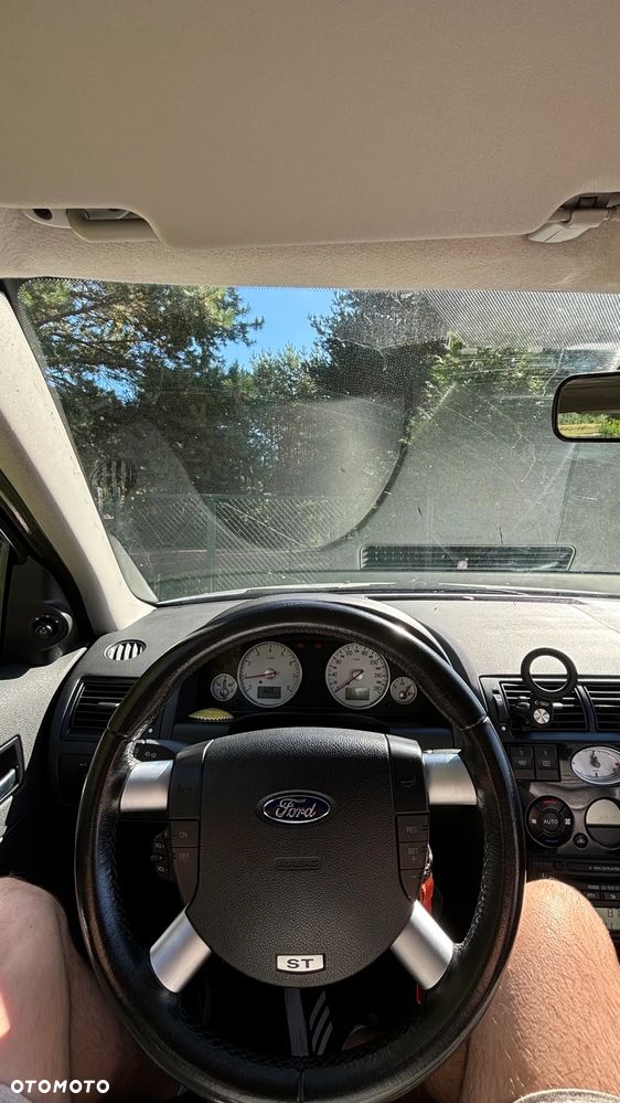 Ford Mondeo 3.0 V6 ST 220 - 7