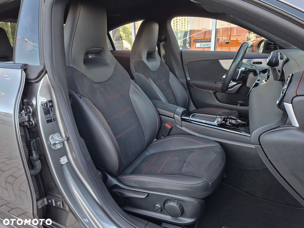 Mercedes-Benz CLA - 18
