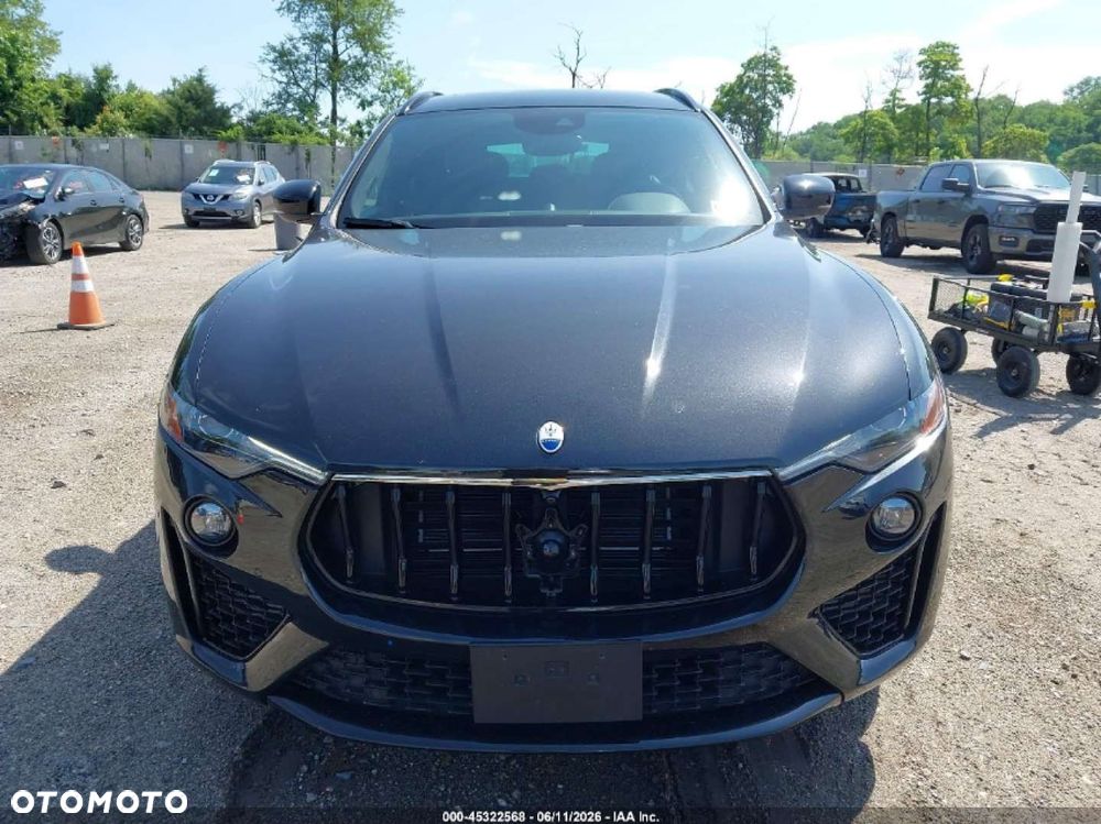 Maserati Levante - 3