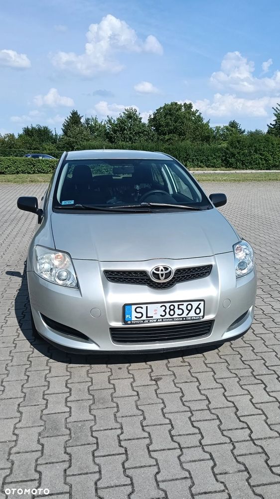 Toyota Auris - 2