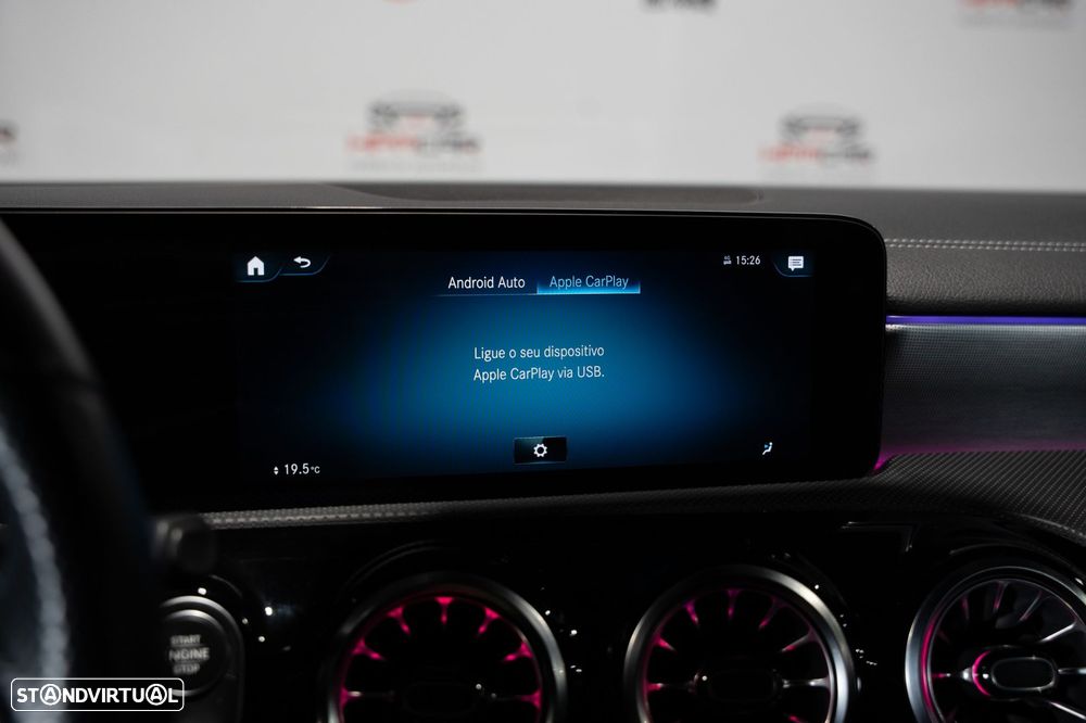 Mercedes-Benz A 250 e AMG Line - 20