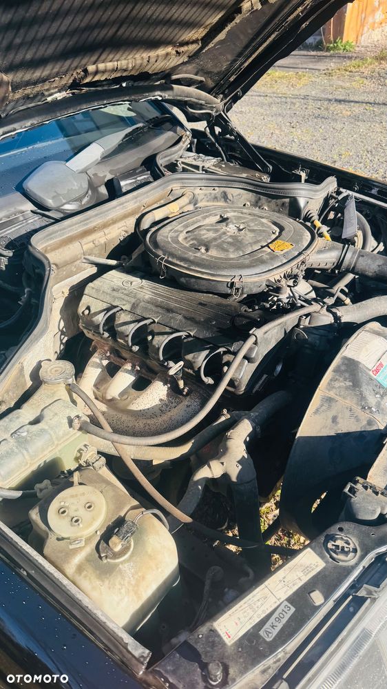 Mercedes-Benz W124 (1984-1993) - 12