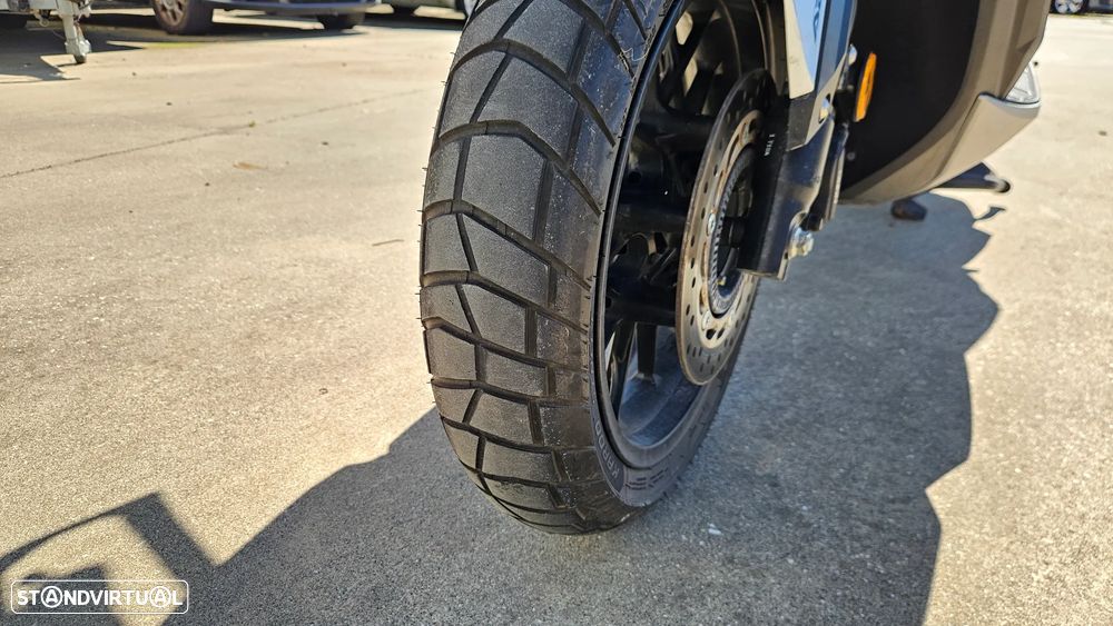 Honda ADV ADV 350 - 12