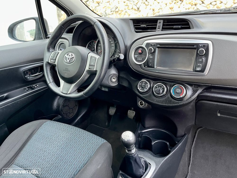 Toyota Yaris 1.4 D-4D ACtive+AC - 26