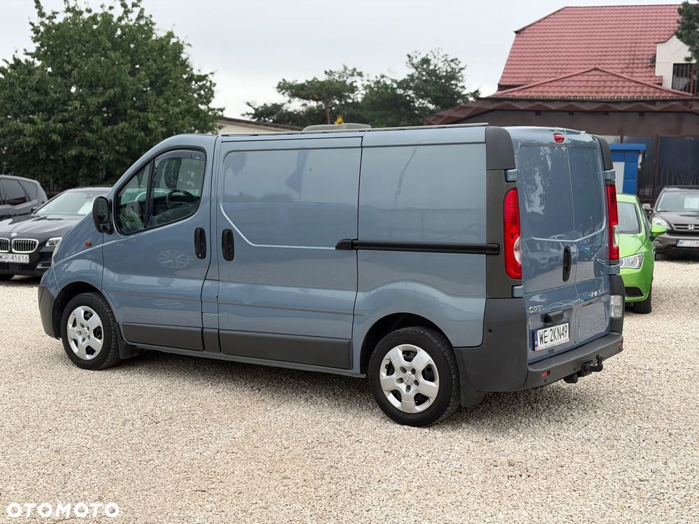 Opel VIVARO - 13