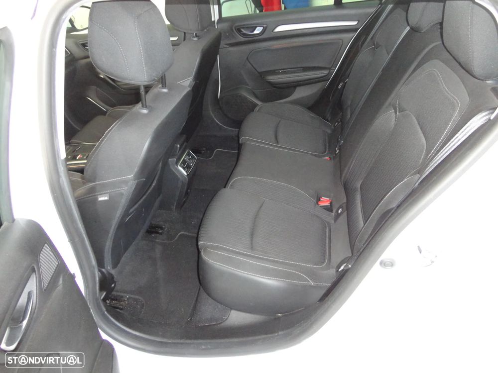 Renault Mégane Sport Tourer ENERGY dCi 130 INTENS - 15